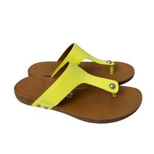 Fitflop Sandals Womens Size 8.5 iQushion Leather Toe Post Sunny Lime